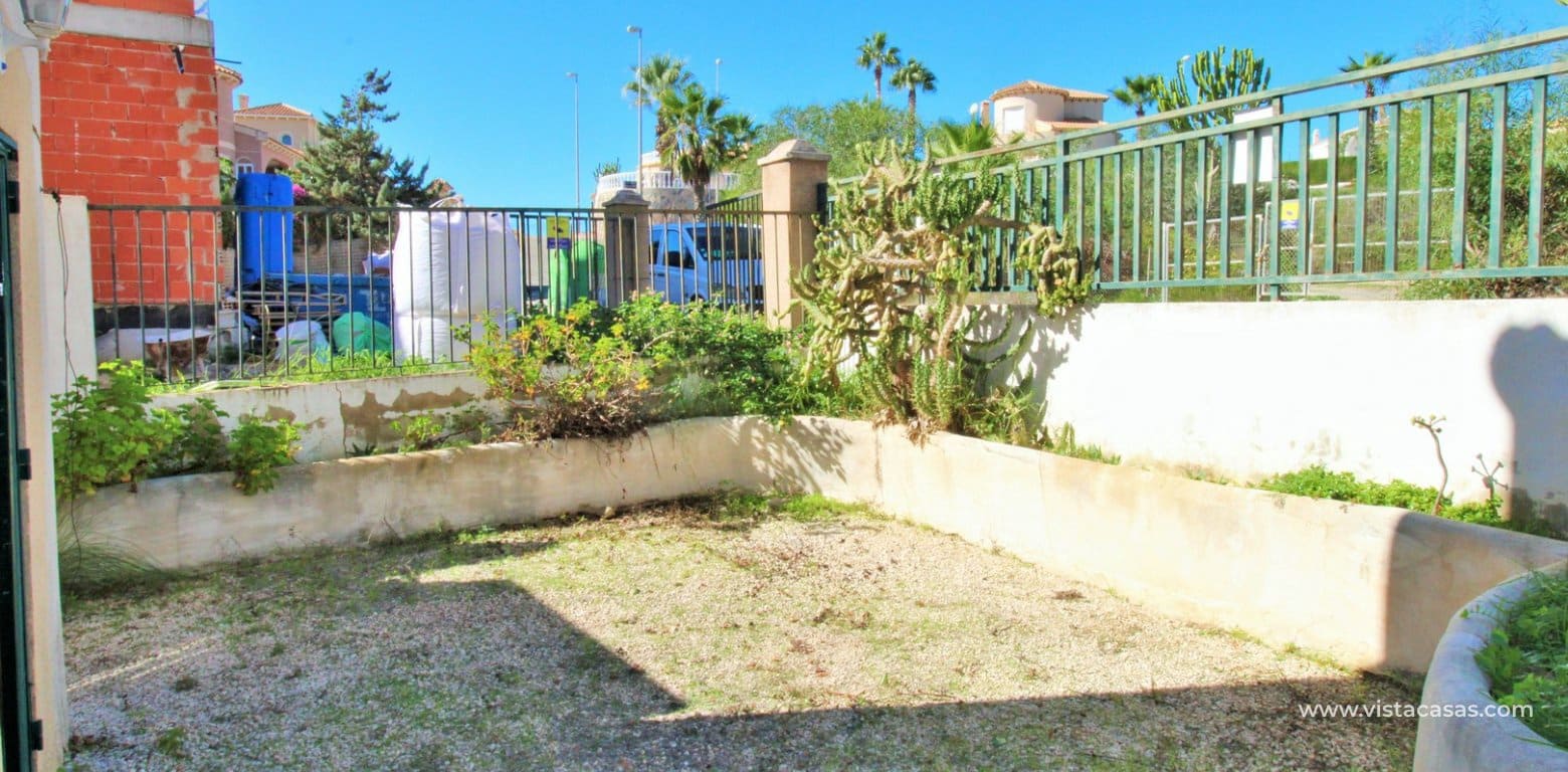 3 bedroom Townhouse for sale in Villamartin with pool - € 249,990 (Ref: 9976152)
