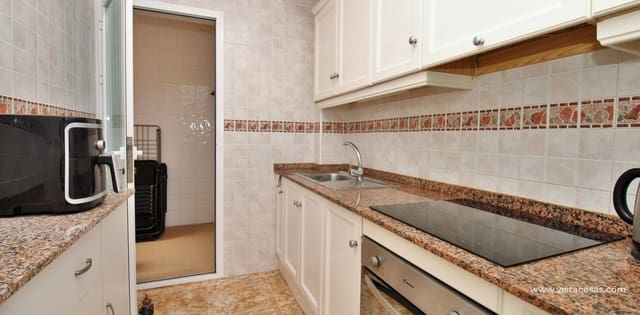 2 soverom Leilighet til salgs i Punta Prima, Orihuela med svømmebasseng - € 149 950 (Ref: 9976527)