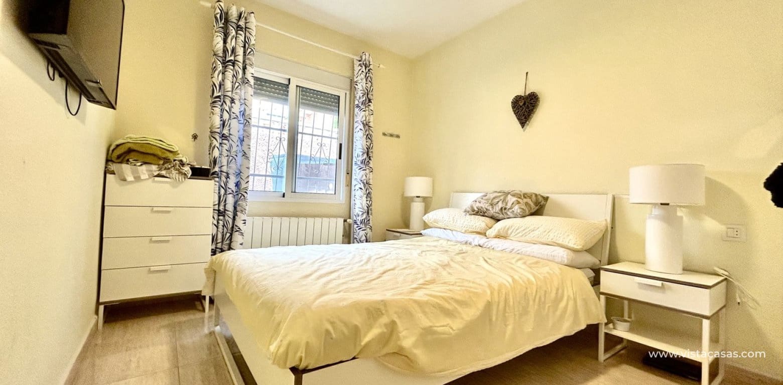 2 slaapkamer Bungalow te koop in Villamartin - € 205.000 (Ref: 9977731)