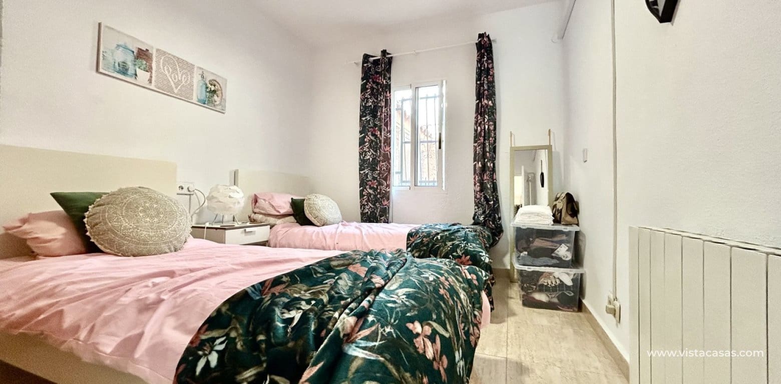 2 slaapkamer Bungalow te koop in Villamartin - € 205.000 (Ref: 9977731)