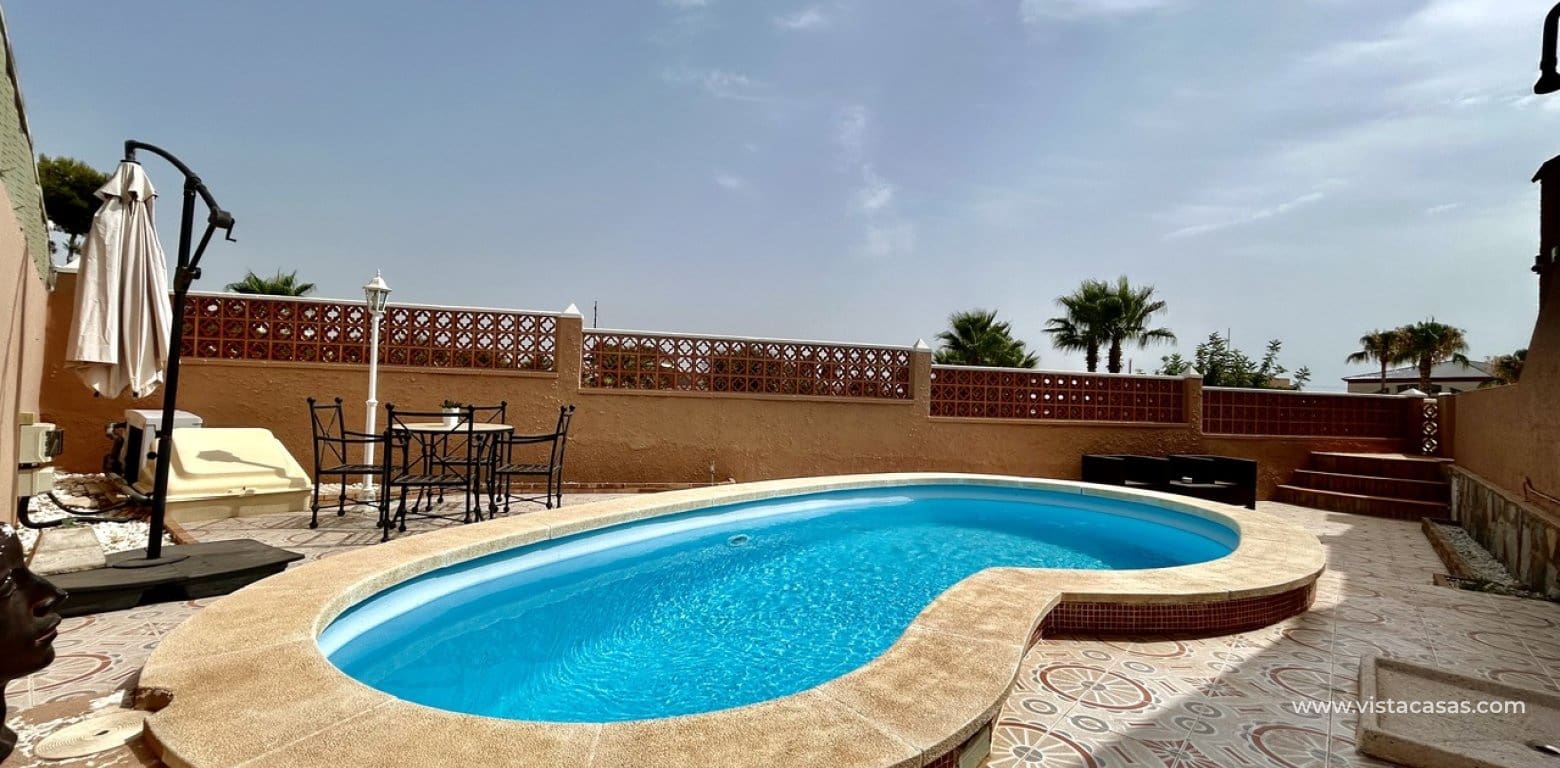 2 slaapkamer Bungalow te koop in Villamartin - € 205.000 (Ref: 9977731)