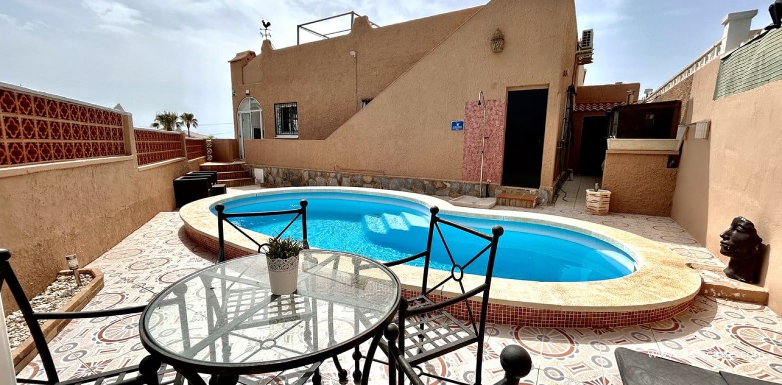2 slaapkamer Bungalow te koop in Villamartin - € 205.000 (Ref: 9977731)