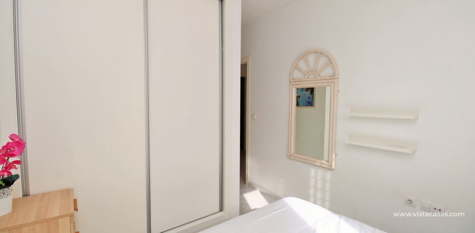 Apartamento de 2 habitaciones en Villamartin en venta con piscina - 164.000 € (Ref: 9977968)