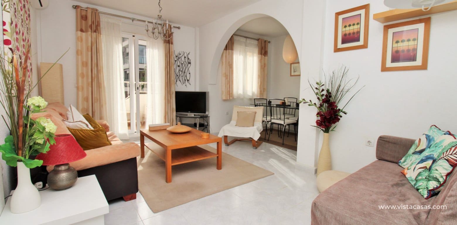 Apartamento de 2 habitaciones en Villamartin en venta con piscina - 164.000 € (Ref: 9977968)