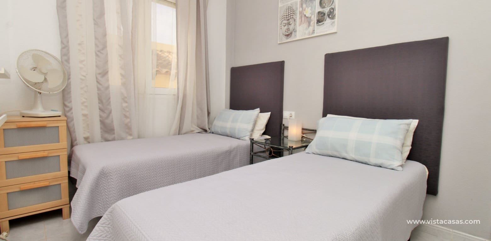 Apartamento de 2 habitaciones en Villamartin en venta con piscina - 164.000 € (Ref: 9977968)