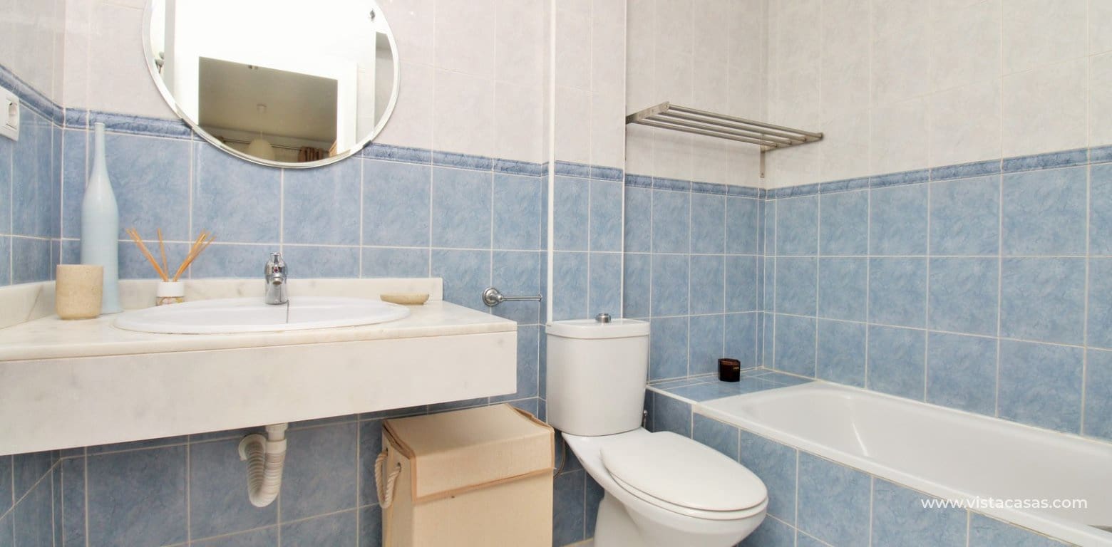 Apartamento de 2 habitaciones en Villamartin en venta con piscina - 164.000 € (Ref: 9977968)