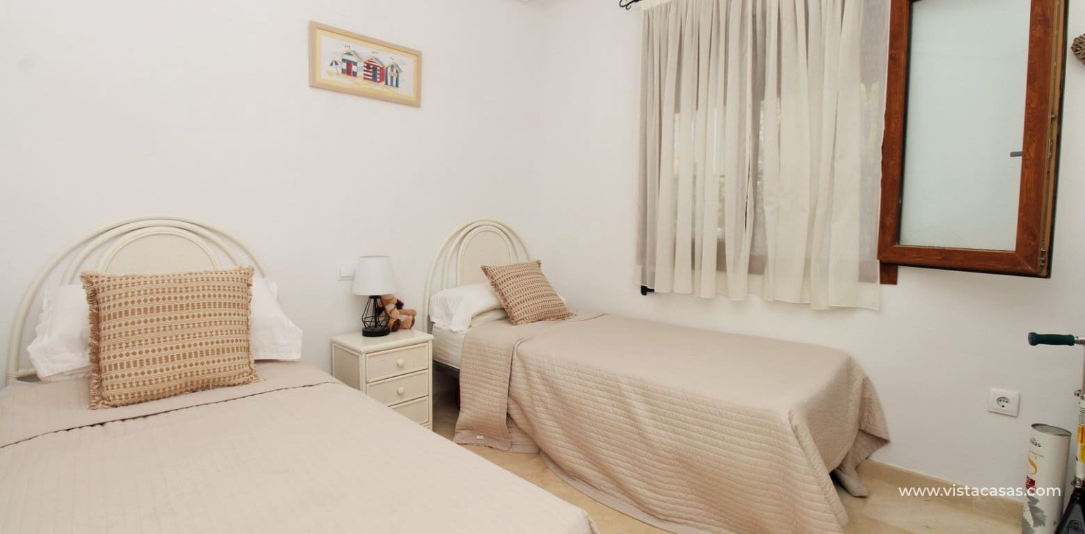 2 soverom Leilighet til salgs i Villamartin med svømmebasseng - € 199 950 (Ref: 9978029)