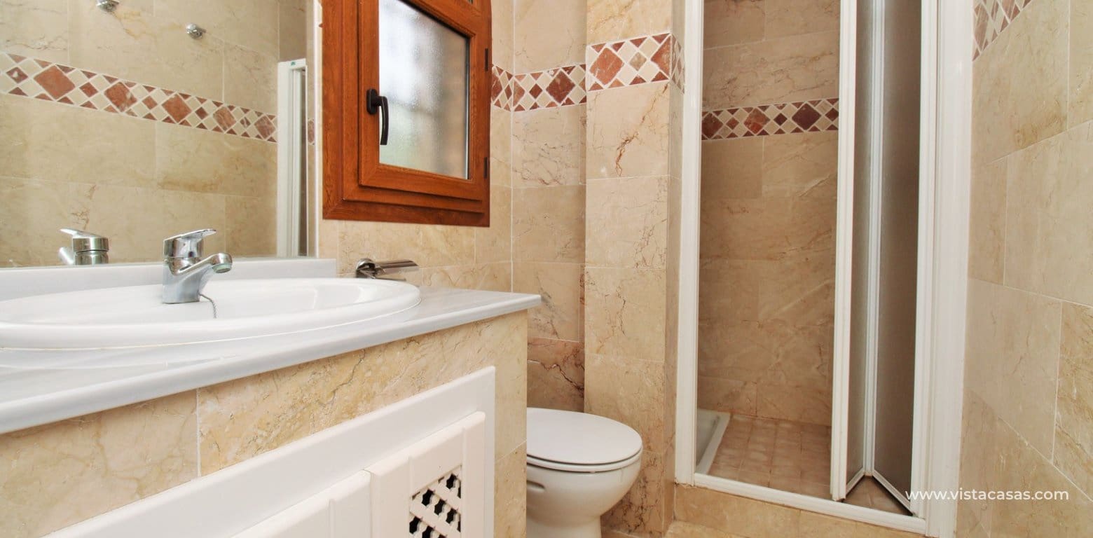 2 soverom Leilighet til salgs i Villamartin med svømmebasseng - € 199 950 (Ref: 9978029)