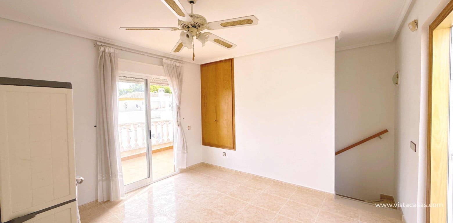 3 chambre Maison de Ville à vendre à Villamartin - 179 950 € (Ref: 9980073)