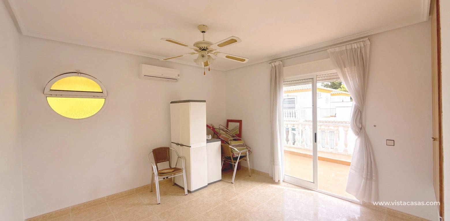 3 chambre Maison de Ville à vendre à Villamartin - 179 950 € (Ref: 9980073)