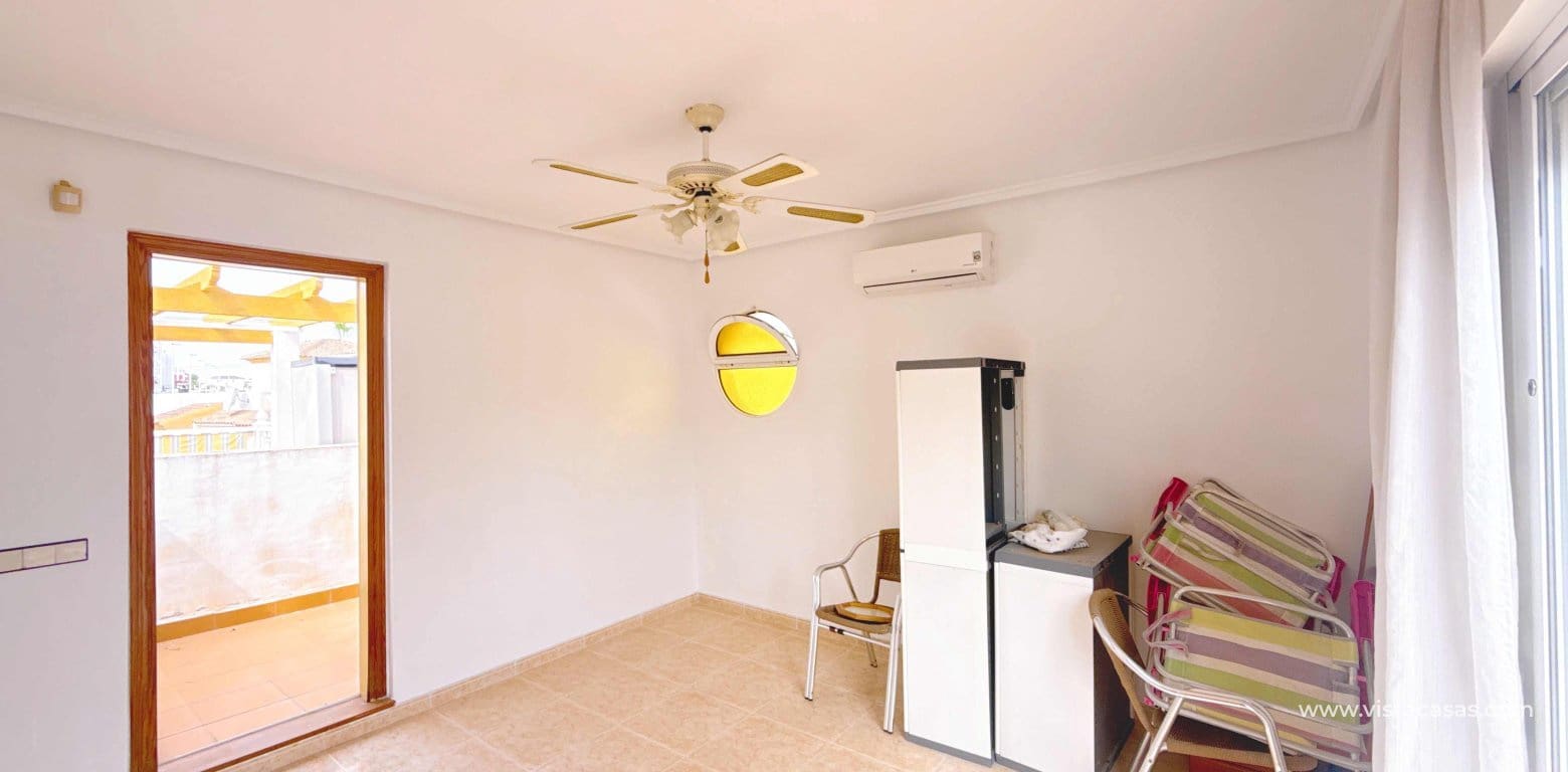 3 chambre Maison de Ville à vendre à Villamartin - 179 950 € (Ref: 9980073)
