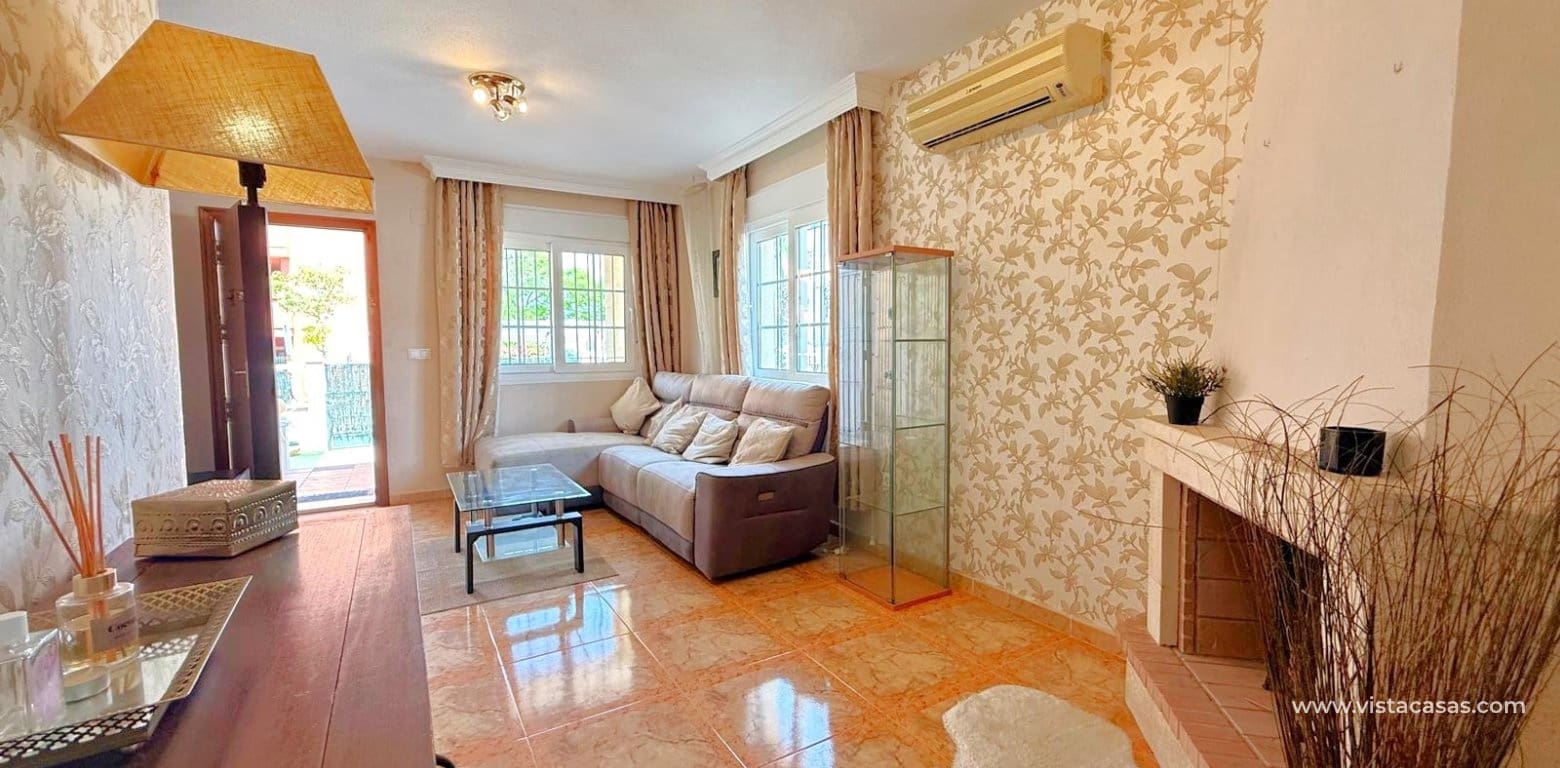 2 bedroom Apartment for sale in Villamartin - € 199,000 (Ref: 9980075)