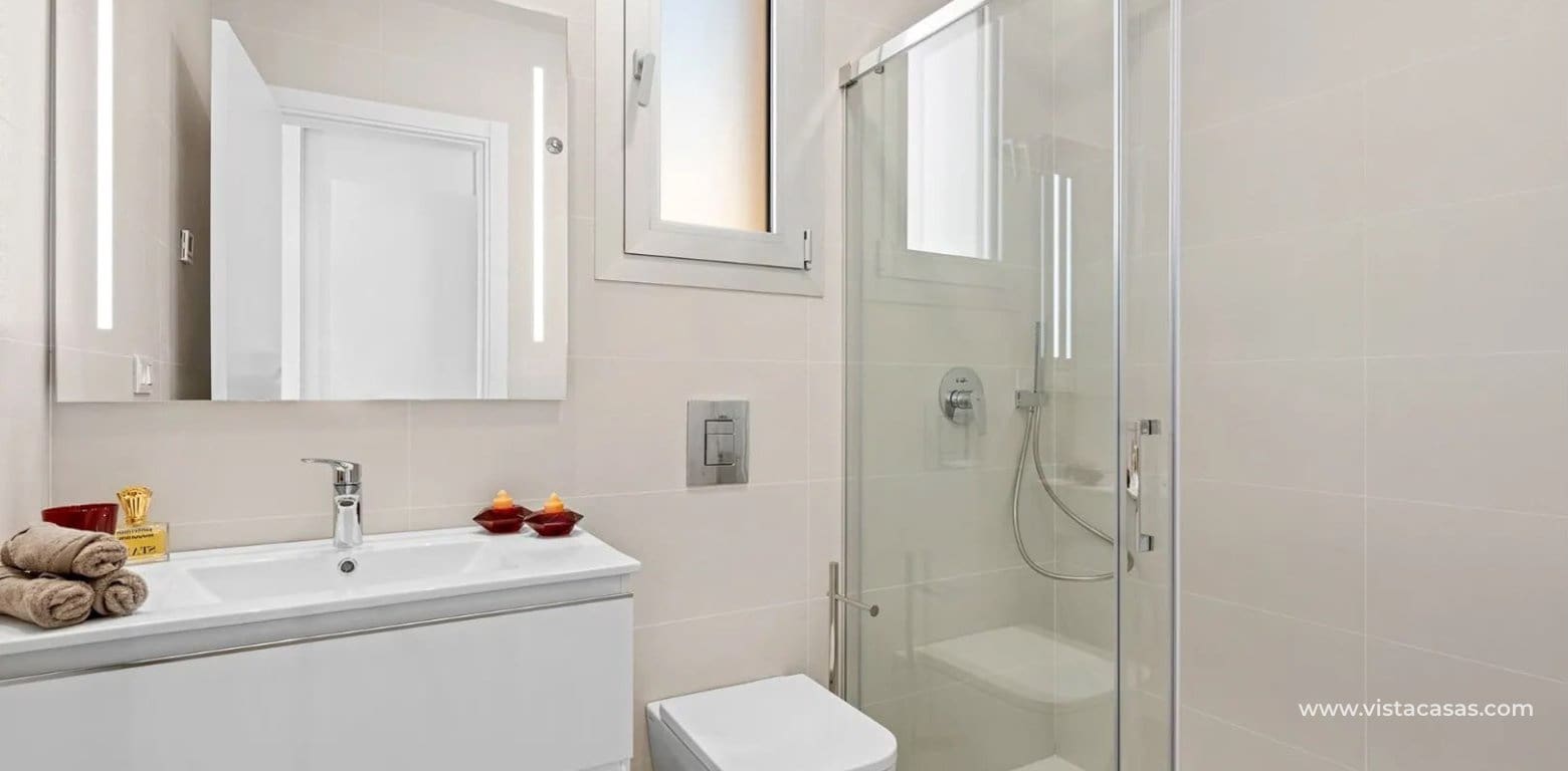 2 sovrum Lägenhet till salu i Villamartin - 279 900 € (Ref: 9985319)