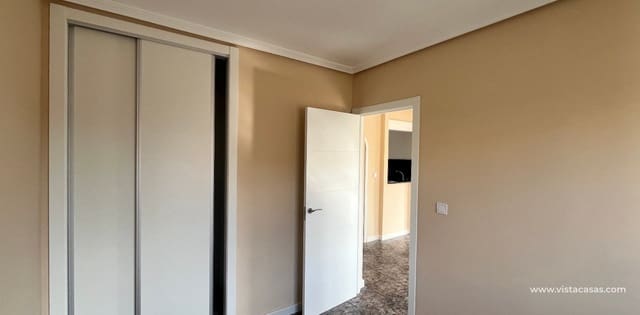 2 bedroom Apartment for sale in Playa Flamenca, Orihuela with pool - € 169,000 (Ref: 9990929)