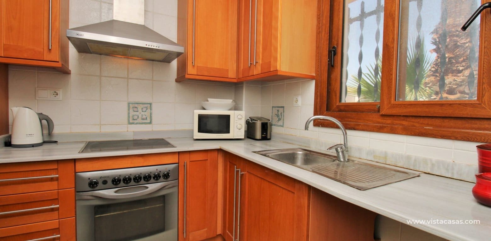 2 slaapkamer Appartement te koop in Villamartin met zwembad - € 195.000 (Ref: 9991975)