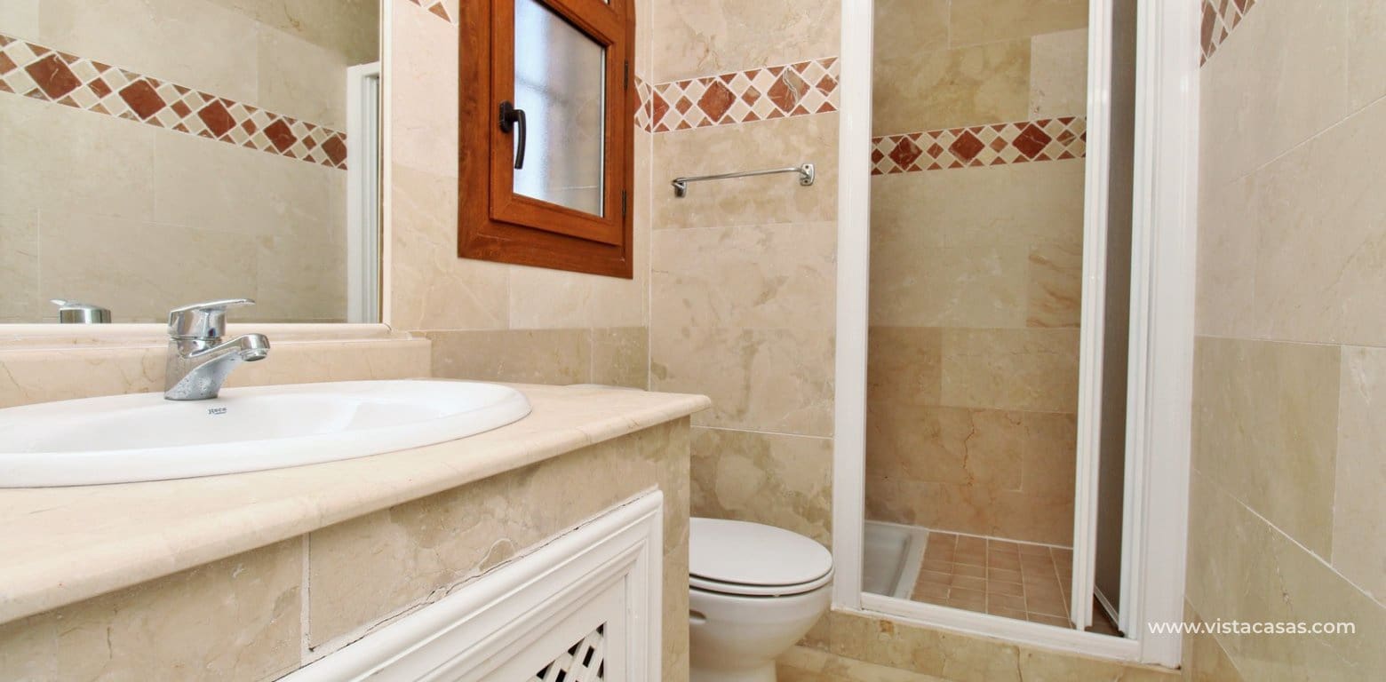 2 slaapkamer Appartement te koop in Villamartin met zwembad - € 195.000 (Ref: 9991975)