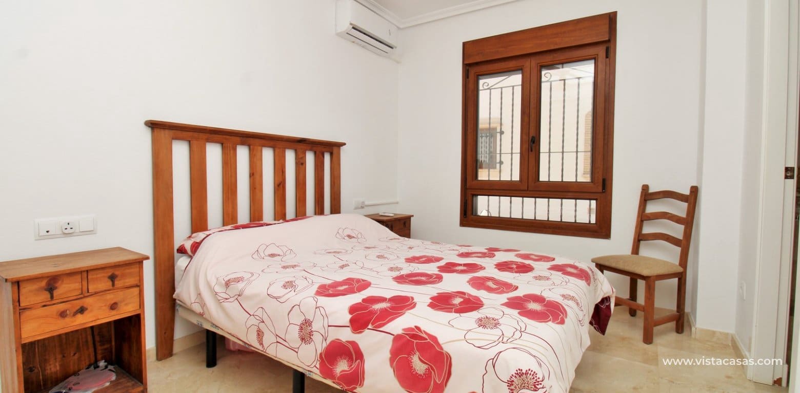 2 Zimmer Apartment zu verkaufen in Villamartin mit Pool - 189.950 € (Ref: 9993576)