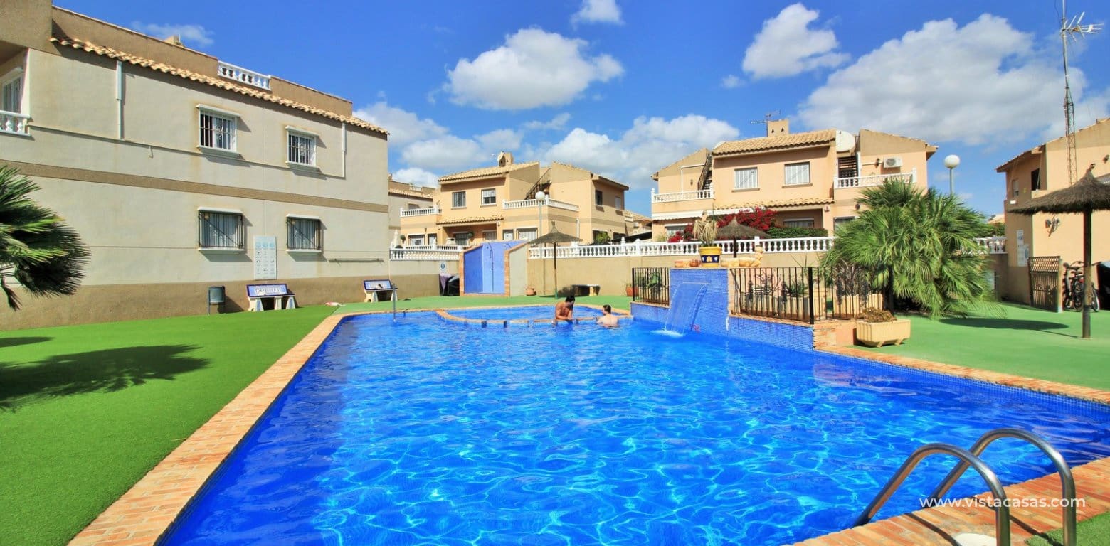 3 chambre Maison de Ville à vendre à Villamartin avec piscine - 199 950 € (Ref: 9996533)