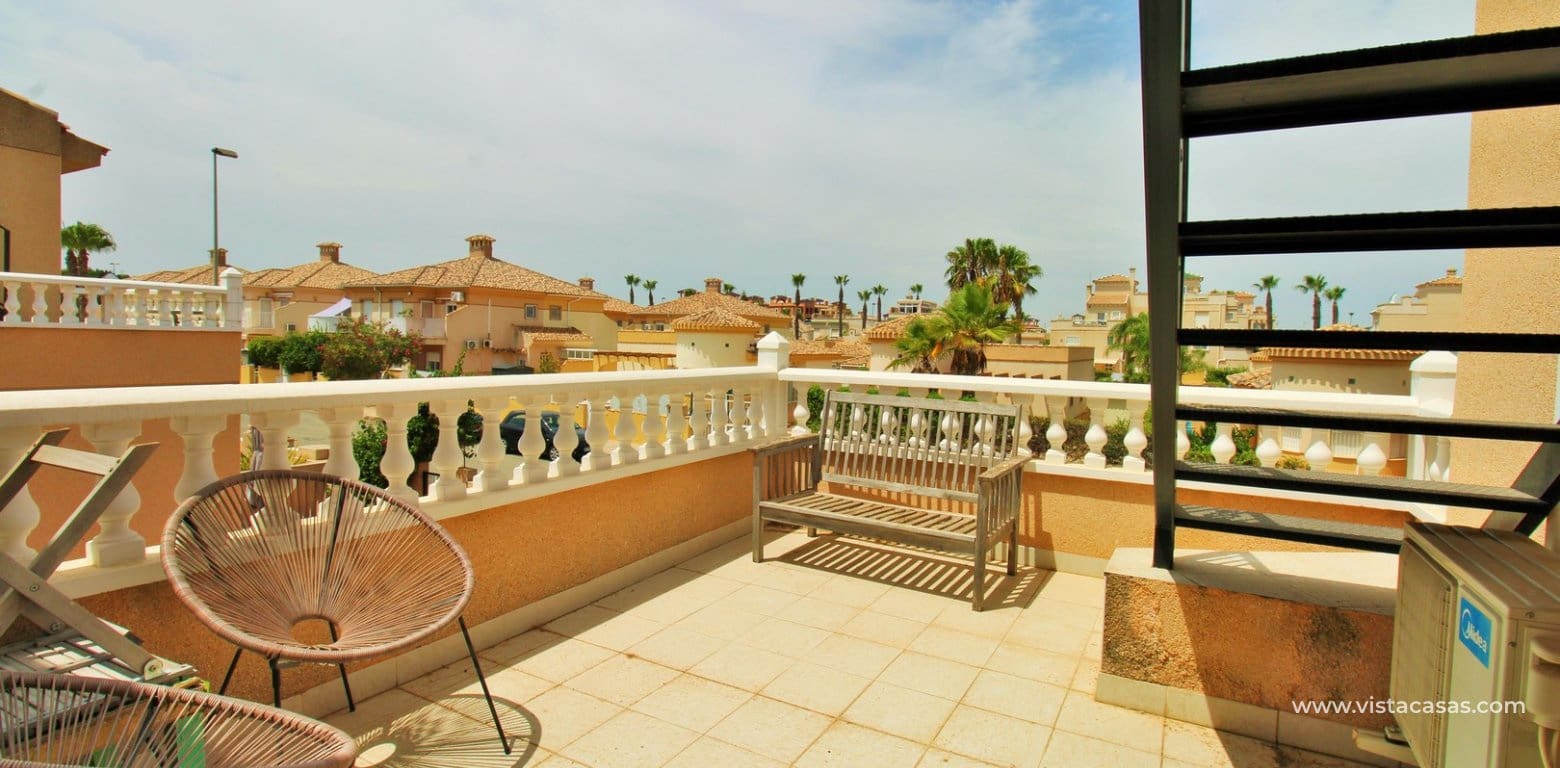 3 chambre Maison de Ville à vendre à Villamartin avec piscine - 199 950 € (Ref: 9996533)