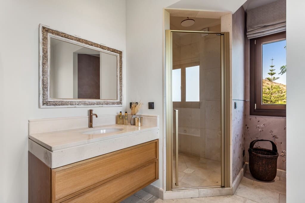 5 chambre Villa/Maison à vendre à Benahavis - 4 750 000 € (Ref: 10035963)