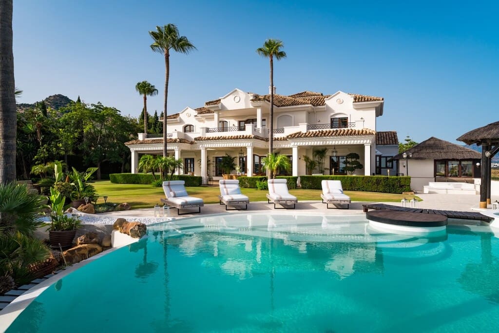 5 chambre Villa/Maison à vendre à Benahavis - 4 750 000 € (Ref: 10035963)