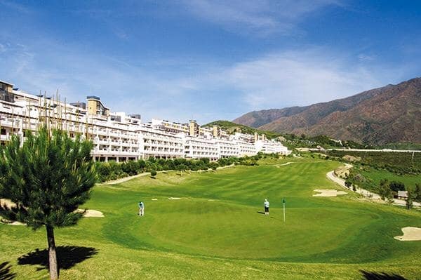 2 soveværelse Lejlighed til salg i Estepona med garage - € 175.000 (Ref: 6062066)