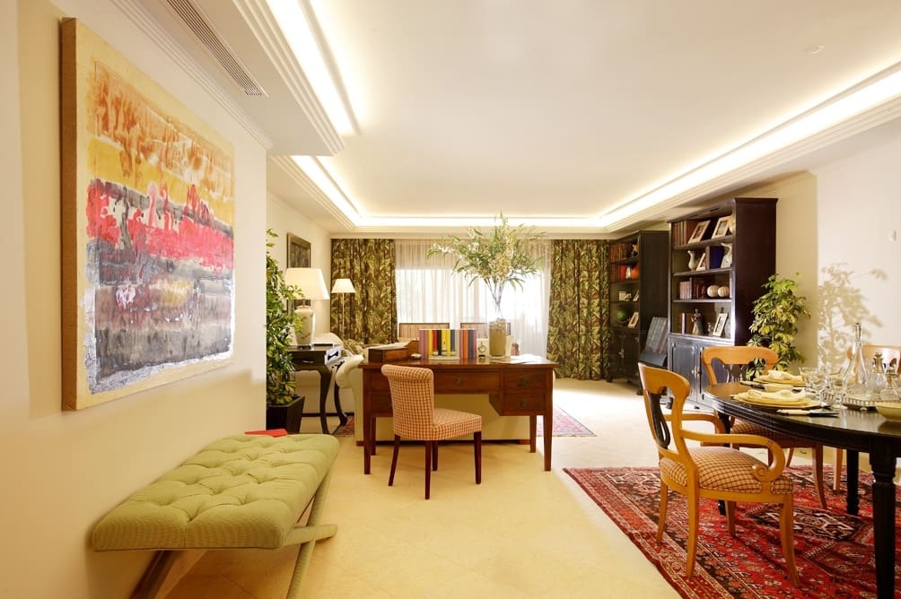 Apartamento de 2 habitaciones en Estepona en venta con piscina - 550.000 € (Ref: 7538600)