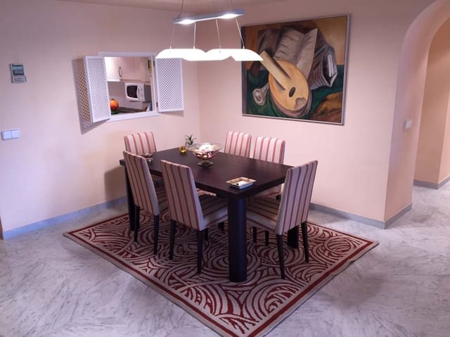 Apartamento de 3 habitaciones en Marbella en venta con piscina - 1.195.000 € (Ref: 7538613)