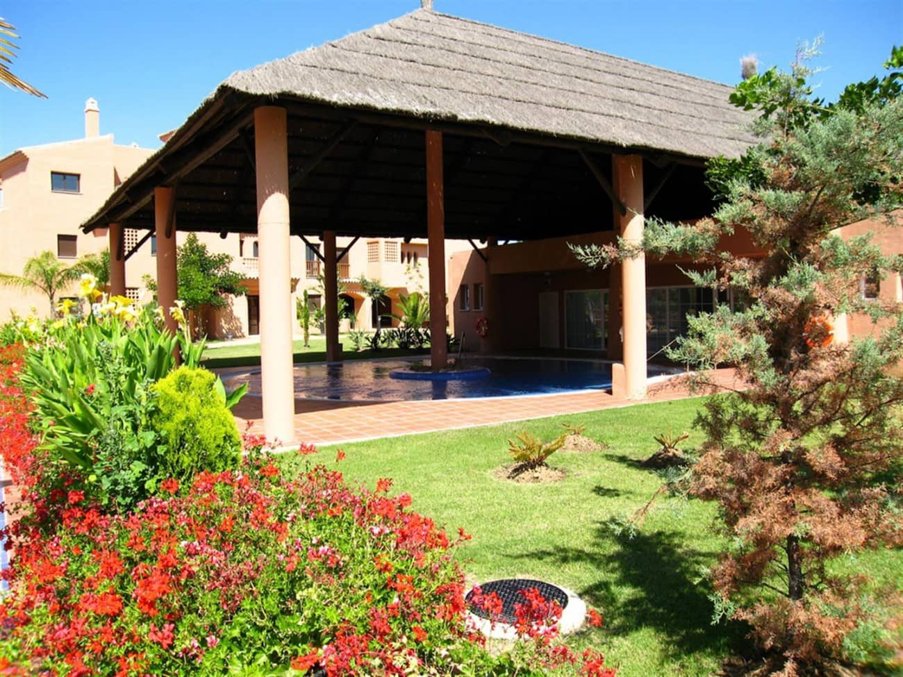 3 bedroom Apartment for sale in New Golden Mile with pool - € 350,000 (Ref: 7538617)