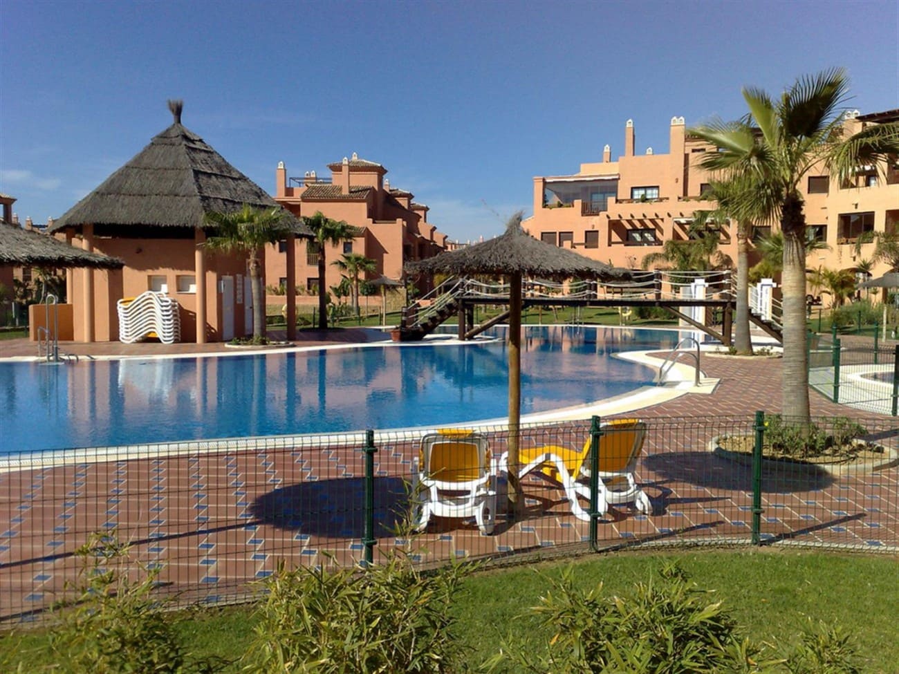 3 bedroom Apartment for sale in New Golden Mile with pool - € 350,000 (Ref: 7538617)