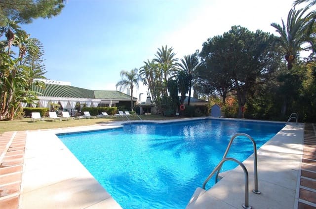 Casa de 2 habitaciones en Marbella en venta con piscina - 420.000 € (Ref: 7538620)
