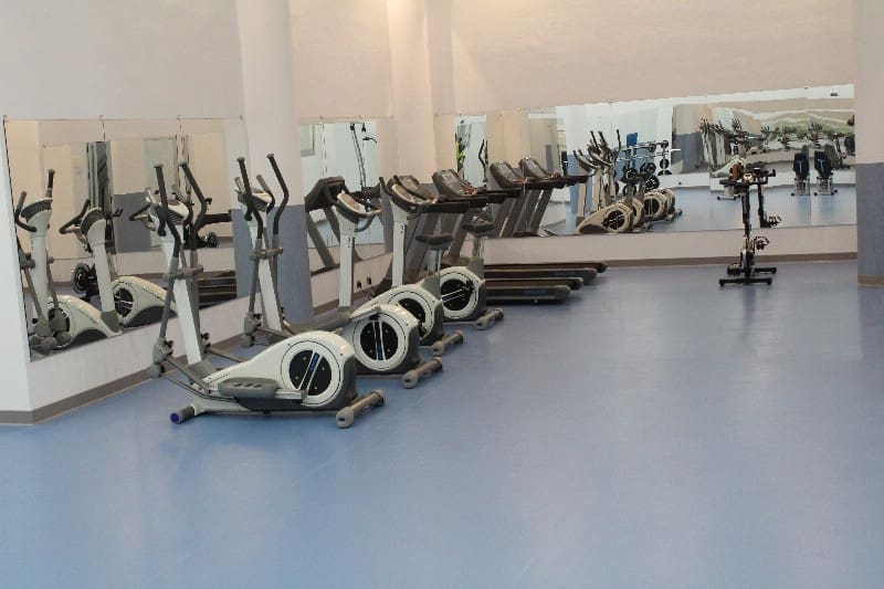 2 quarto Apartamento para venda em Estepona com piscina - 695 000 € (Ref: 7538631)