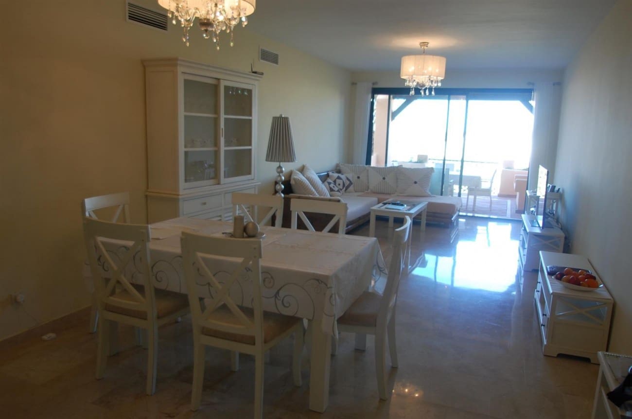 3 soveværelse Lejlighed til salg i Estepona med swimmingpool - € 550.000 (Ref: 7538635)