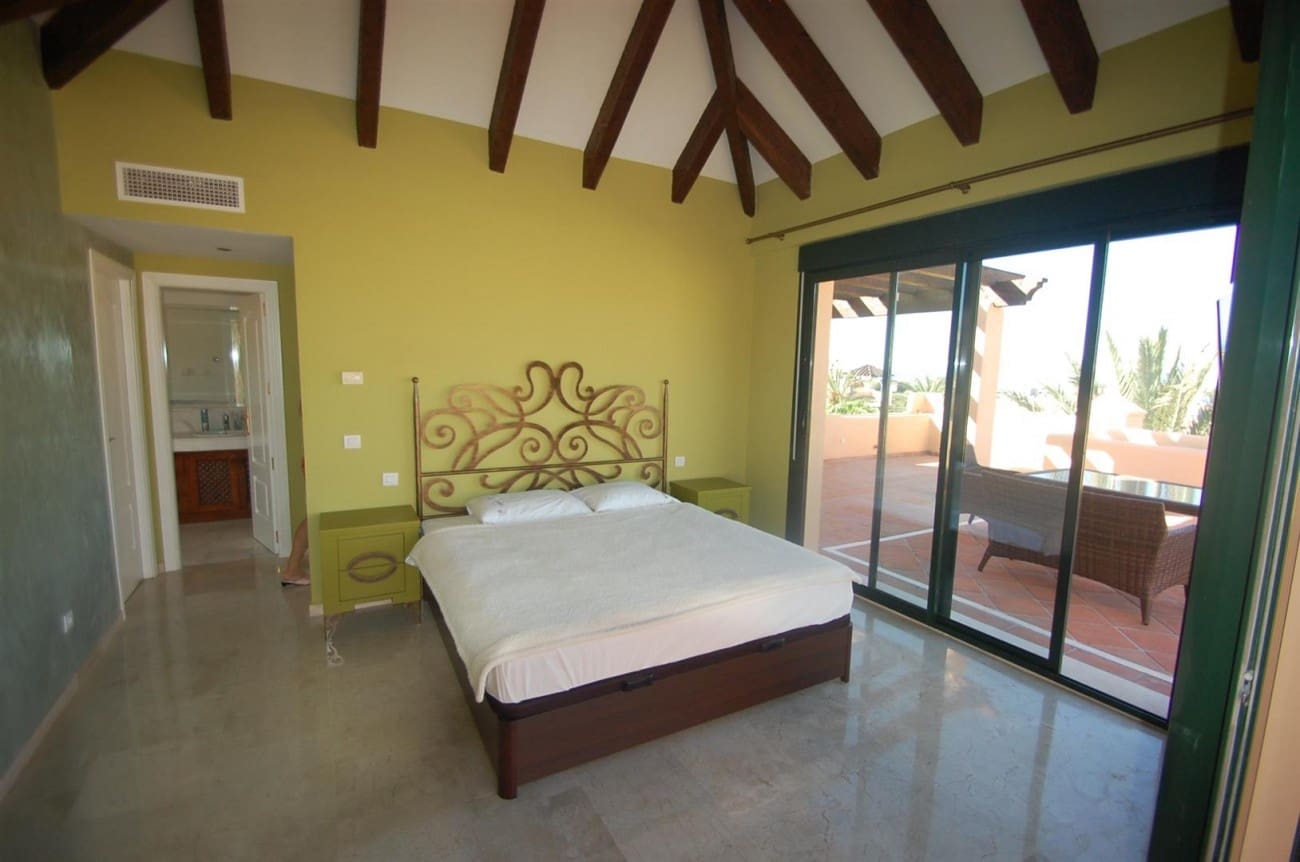 3 soveværelse Lejlighed til salg i Estepona med swimmingpool - € 550.000 (Ref: 7538635)