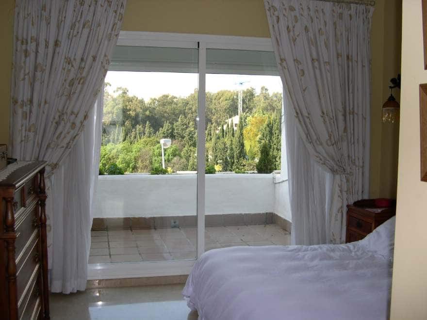 4 Zimmer Haus zu verkaufen in Marbella mit Pool - 525.000 € (Ref: 7538653)