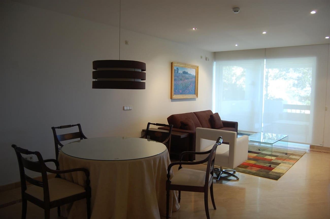 1 bedroom Apartment for sale in Marbella with pool - € 580,000 (Ref: 7538661)