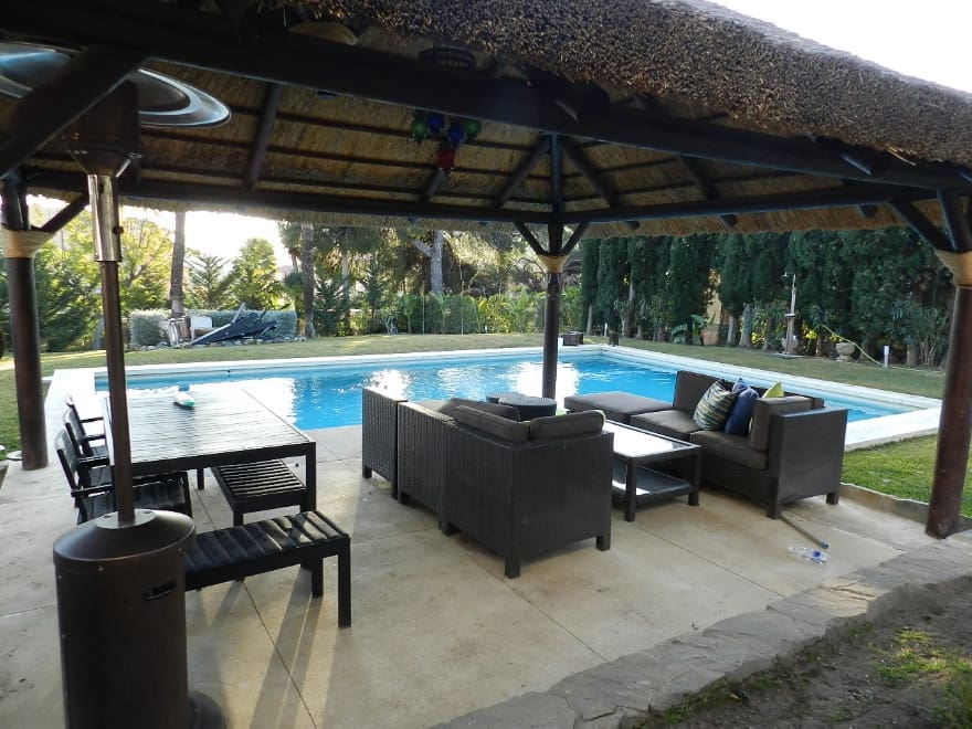 Chalet de 5 habitaciones en Marbella en venta con piscina - 3.500.000 € (Ref: 7538663)