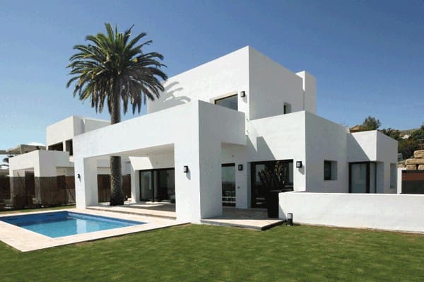 3 quarto Moradia para venda em Estepona com piscina - 1 295 000 € (Ref: 7538669)