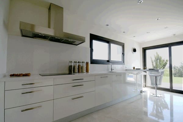 3 quarto Moradia para venda em Estepona com piscina - 1 295 000 € (Ref: 7538669)