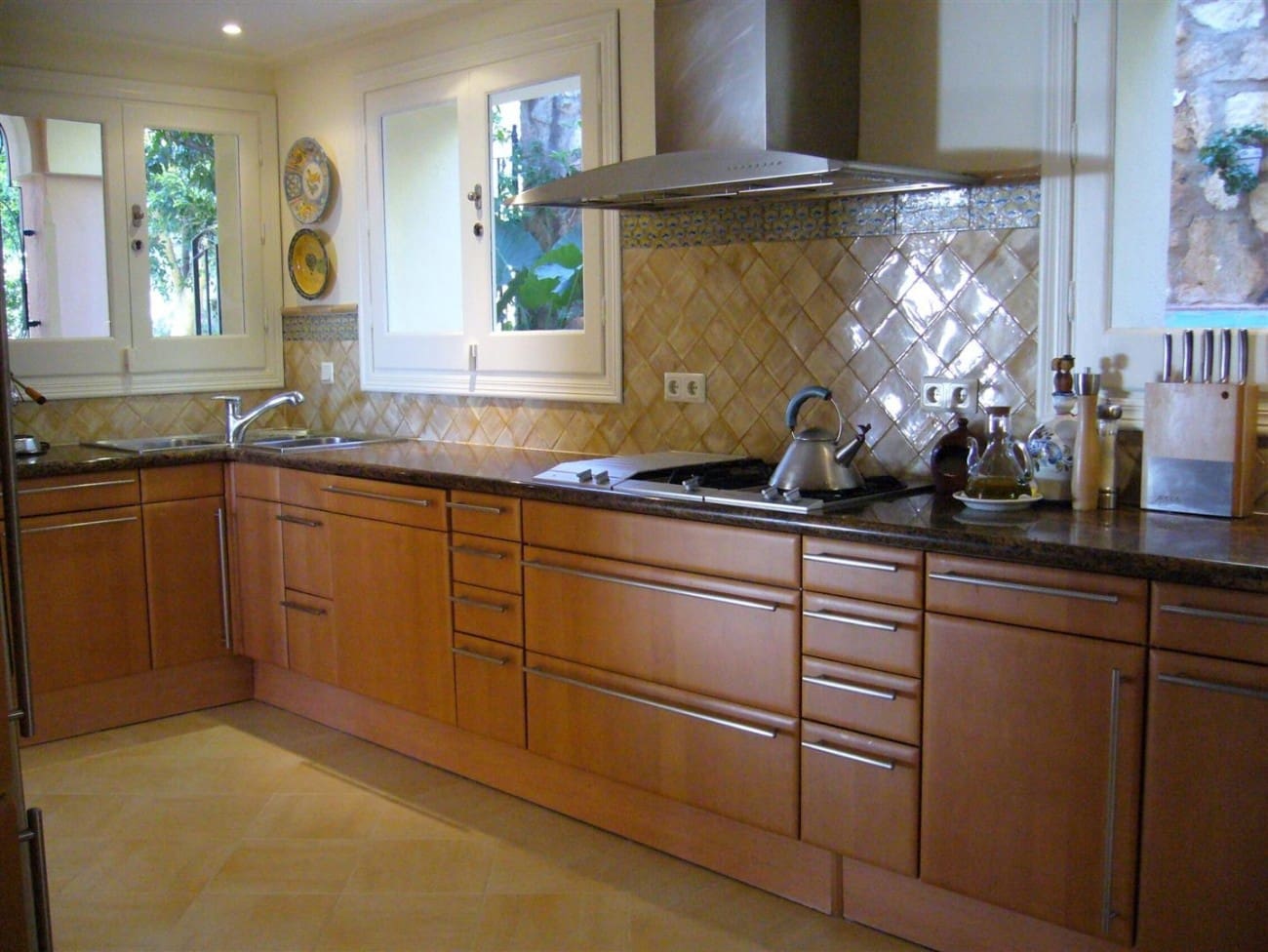 Chalet de 5 habitaciones en Marbella en venta con piscina - 1.700.000 € (Ref: 7538672)