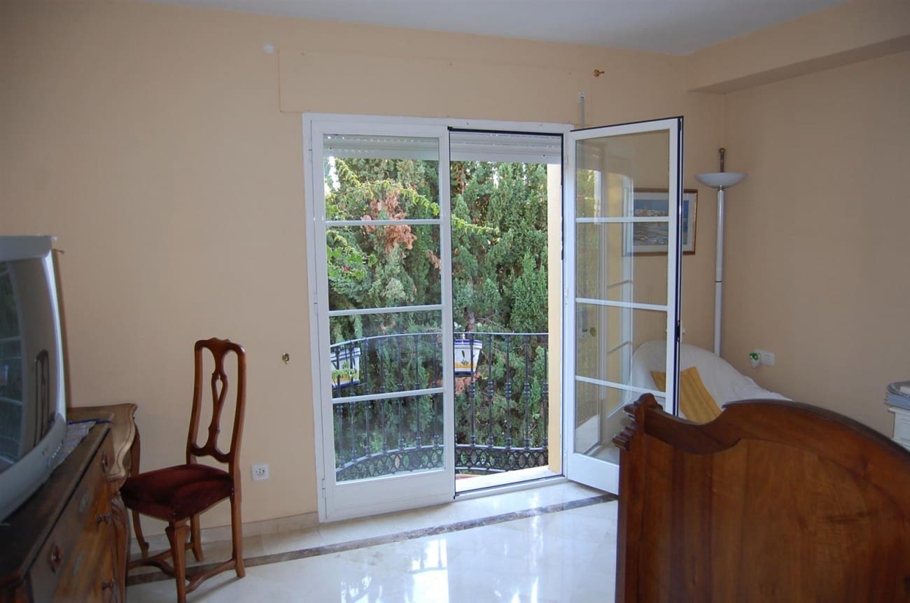 3 chambre Maison de Ville à vendre à Marbella avec piscine - 500 000 € (Ref: 7538681)