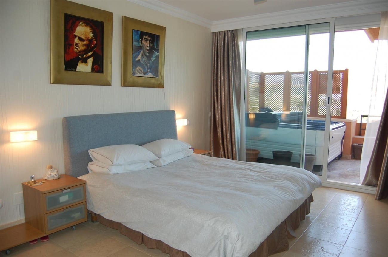 2 bedroom Apartment for sale in Marbella with pool - € 499,000 (Ref: 7538690)