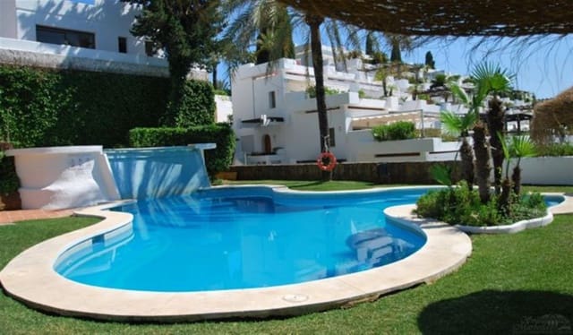 2 makuuhuone Huoneisto myytävänä paikassa Marbella mukana uima-altaan - 490 000 € (Ref: 7538695)