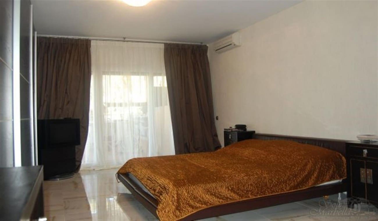 2 makuuhuone Huoneisto myytävänä paikassa Marbella mukana uima-altaan - 490 000 € (Ref: 7538695)