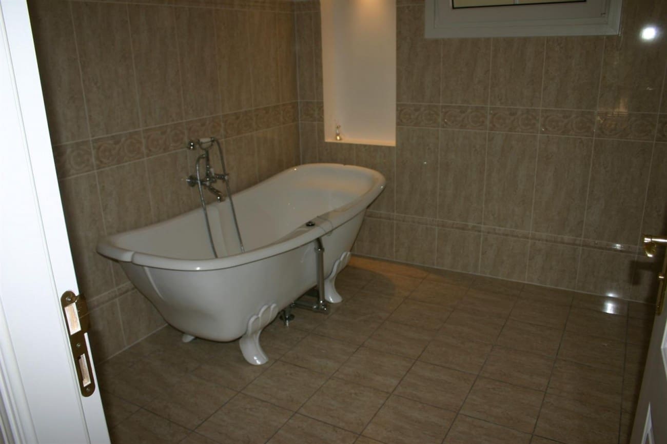 Chalet de 5 habitaciones en Marbella en venta con piscina - 2.350.000 € (Ref: 7538696)