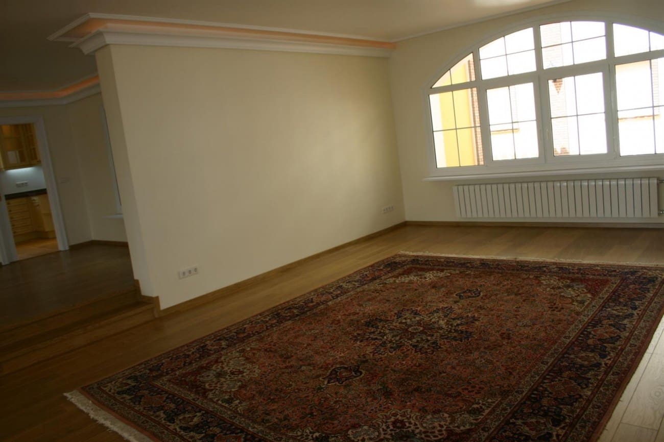 Chalet de 5 habitaciones en Marbella en venta con piscina - 2.350.000 € (Ref: 7538696)