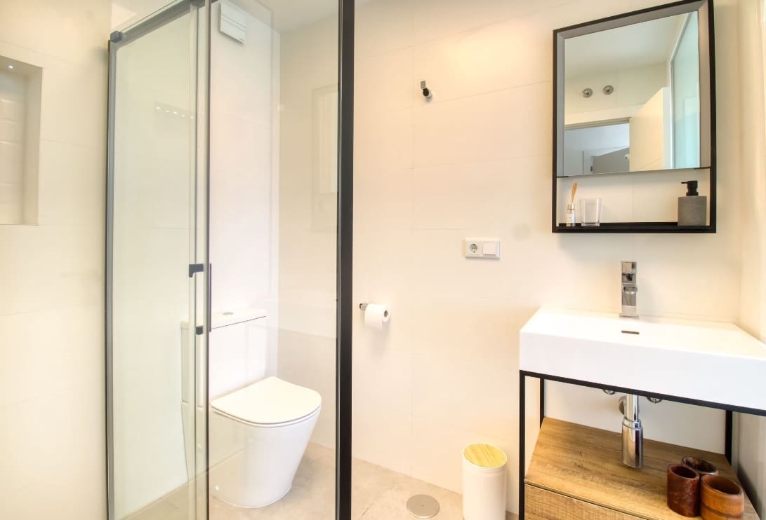 4 slaapkamer Villa te koop in Bahia Dorada met zwembad - € 1.295.000 (Ref: 7541023)