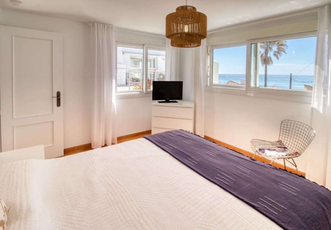 4 slaapkamer Villa te koop in Bahia Dorada met zwembad - € 1.295.000 (Ref: 7541023)