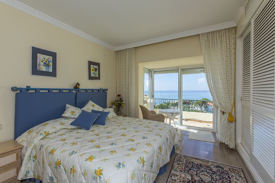 Apartamento de 3 habitaciones en Marbella en venta con piscina - 2.100.000 € (Ref: 7543548)