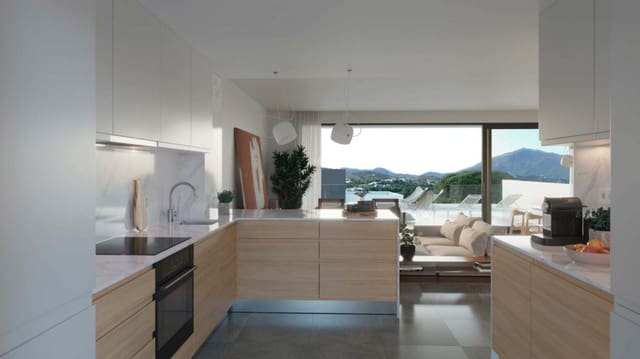 3 quarto Casa em Banda para venda em Estepona com piscina - 612 000 € (Ref: 7543742)